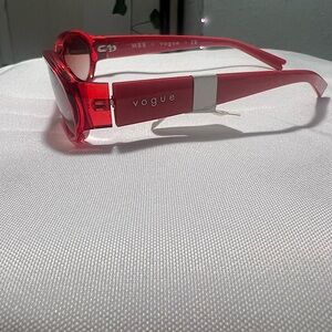 Vogue sunglasses Authentic